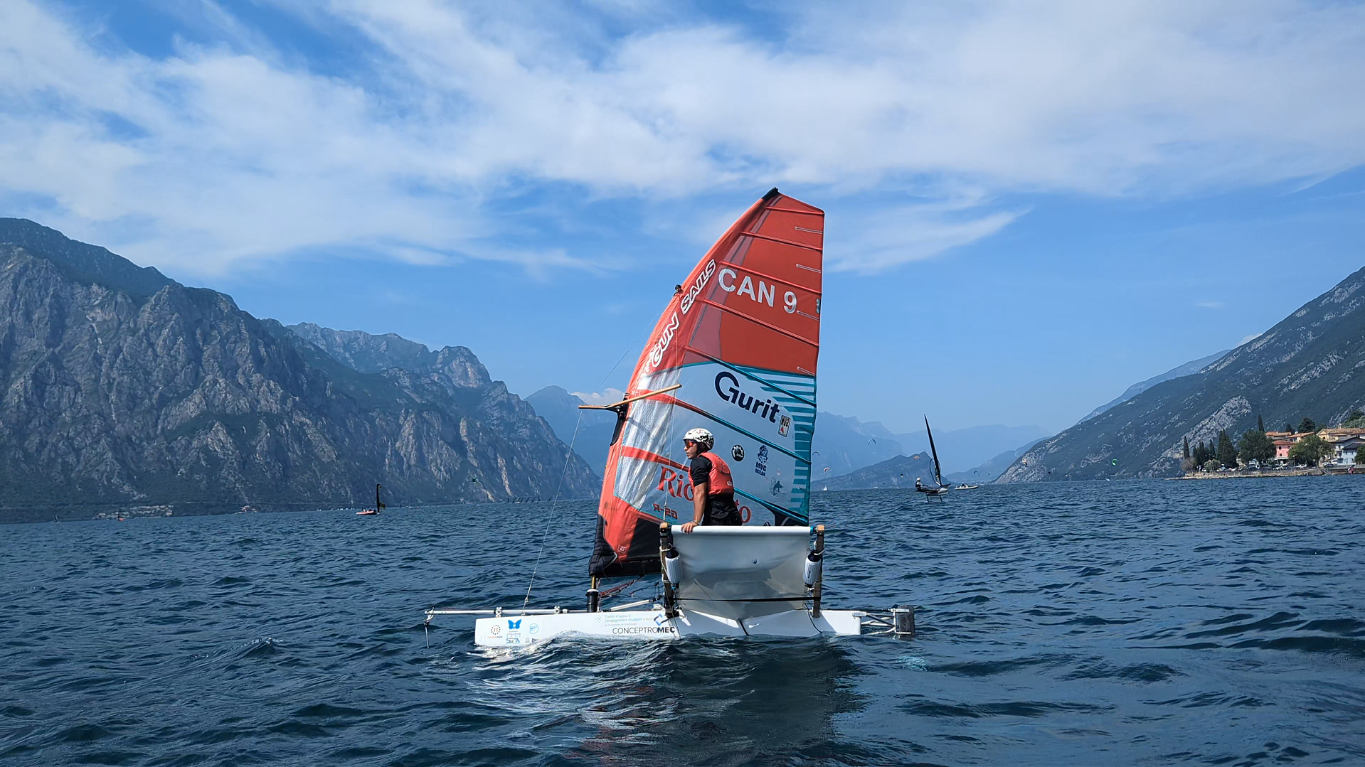 Moth à foils sur le Lac de Garde